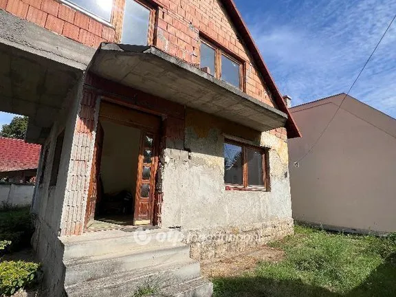 Eladó ház Budapest III. kerület, Csillaghegy 120 nm