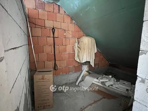 Eladó ház Budapest III. kerület, Csillaghegy 120 nm