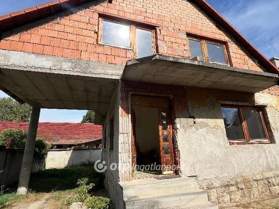 Eladó ház Budapest III. kerület, Csillaghegy 120 nm