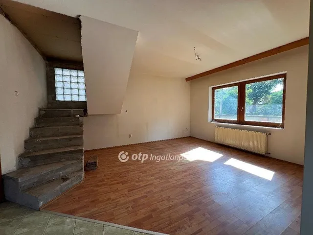 Eladó ház Budapest III. kerület, Csillaghegy 120 nm