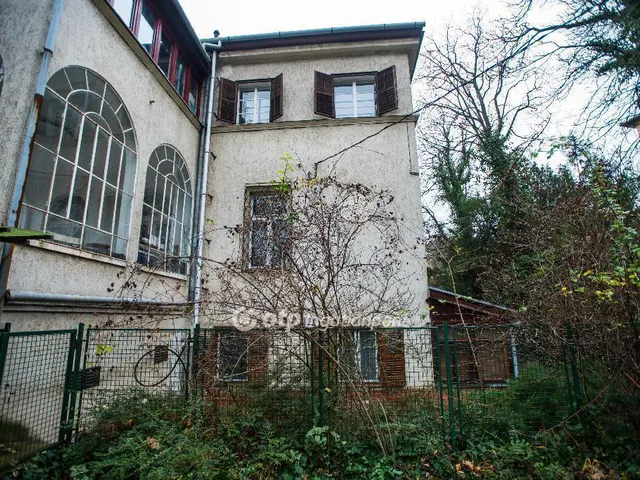 Eladó lakás Budapest II. kerület 70 nm