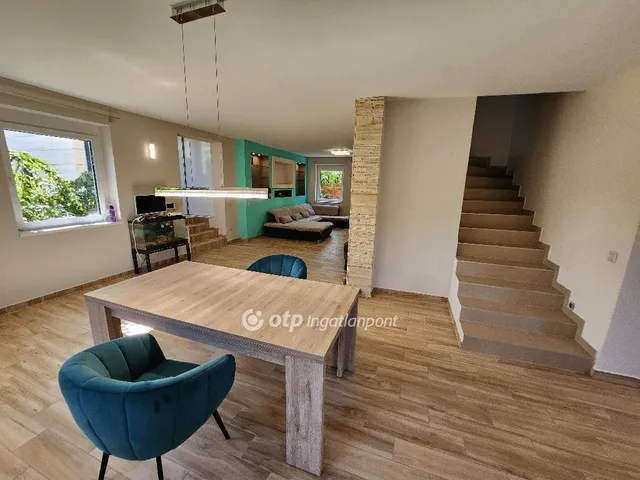 Eladó ház Érd 226 nm