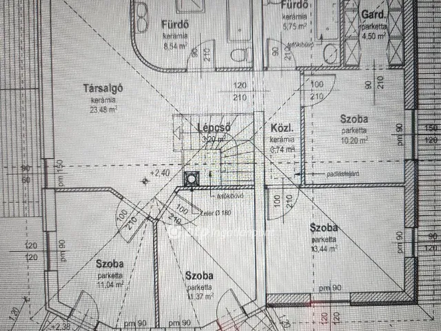 Eladó ház Érd 226 nm