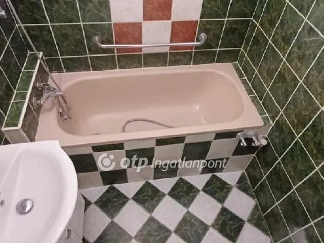 Eladó lakás Budapest III. kerület, Békásmegyer 51 nm