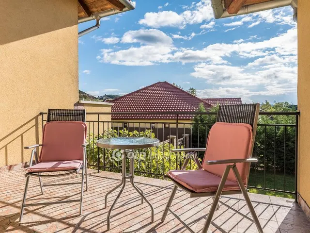 Eladó ház Piliscsaba, Csabagyöngye 194 nm