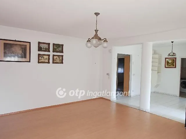 Eladó lakás Budapest III. kerület, Csillaghegy 77 nm