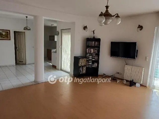 Eladó lakás Budapest III. kerület, Csillaghegy 77 nm