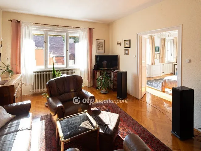 Eladó lakás Budapest II. kerület, Országút 84 nm