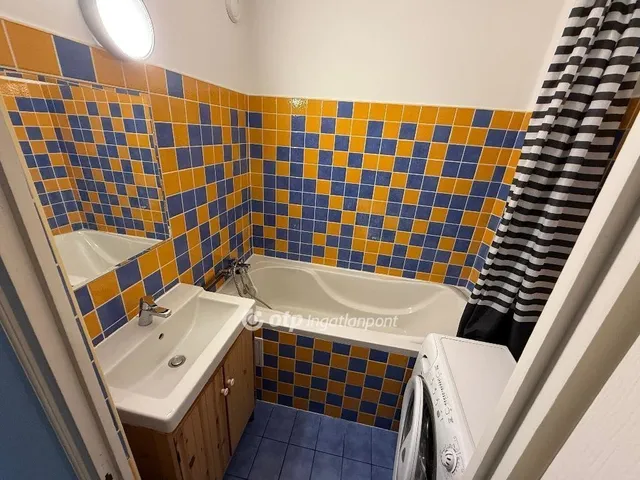 Eladó lakás Budapest III. kerület, Békásmegyer 53 nm