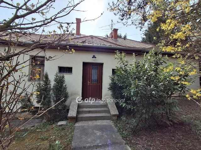 Eladó ház Budapest II. kerület, Kurucles 188 nm