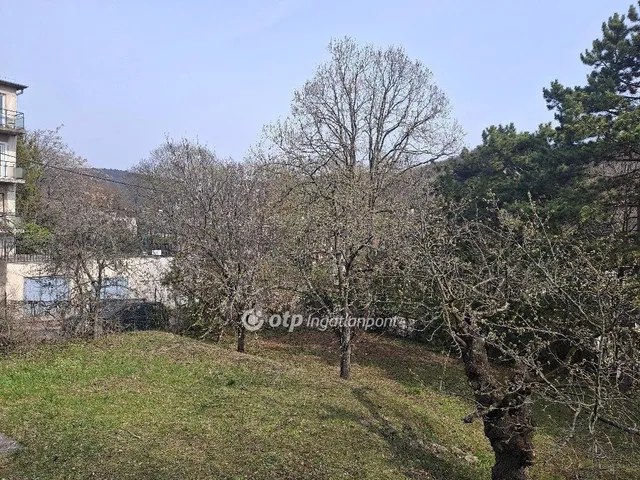 Eladó ház Budapest II. kerület, Kurucles 188 nm