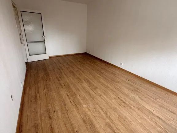 Eladó lakás Budapest III. kerület, Békásmegyer 50 nm