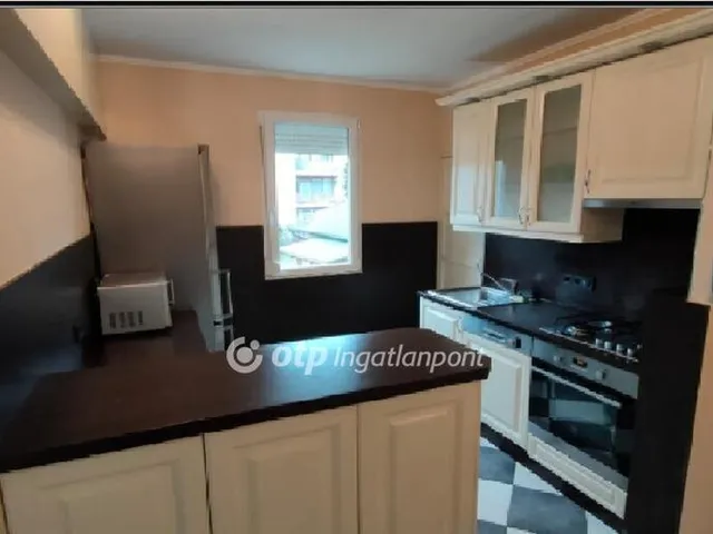 Eladó lakás Budapest II. kerület, Zöldmál 61 nm