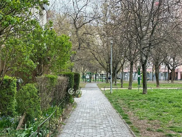 Eladó lakás Budapest III. kerület, Békásmegyer 57 nm