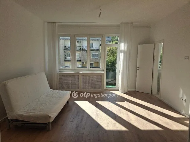 Eladó lakás Budapest II. kerület, Újlak II. ker. 54 nm