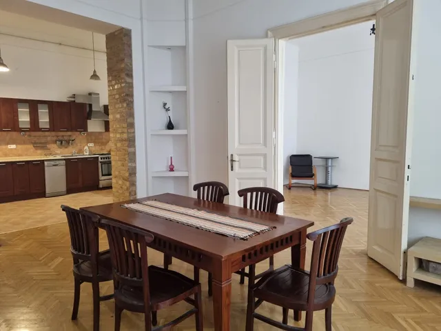 Eladó lakás Budapest VII. kerület, Belső-Erzsébetváros 96 nm