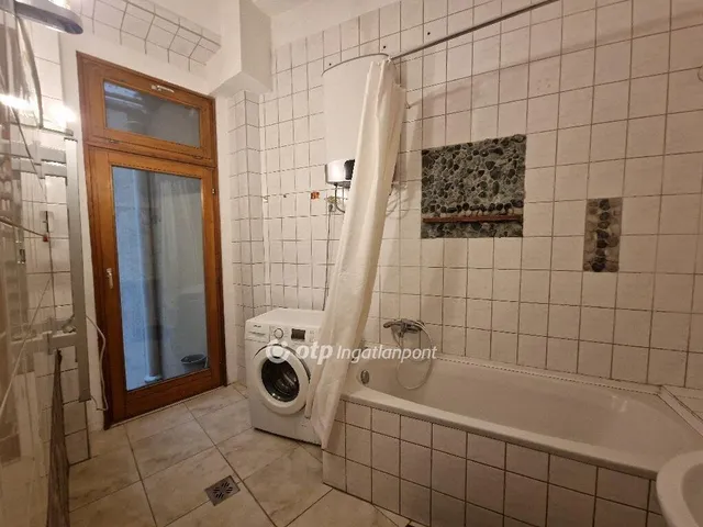Eladó lakás Budapest II. kerület, Felhévíz II. ker. 65 nm
