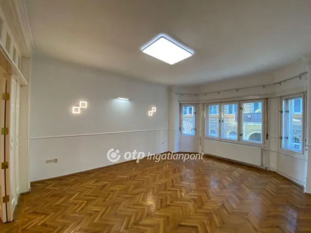 Eladó lakás Budapest VI. kerület 95 nm
