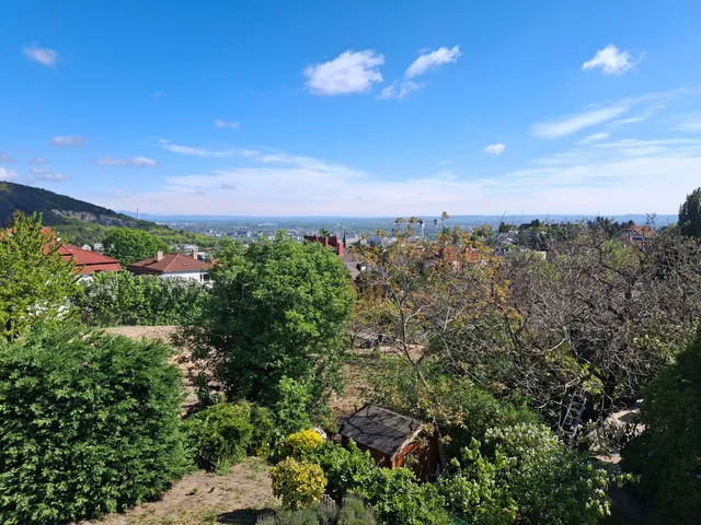 Eladó ház Budapest II. kerület, Vérhalom 212 nm