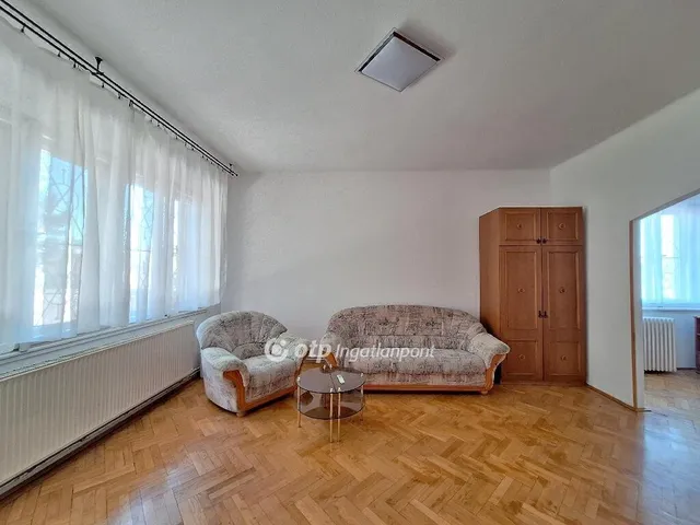 Eladó lakás Budapest I. kerület 67 nm