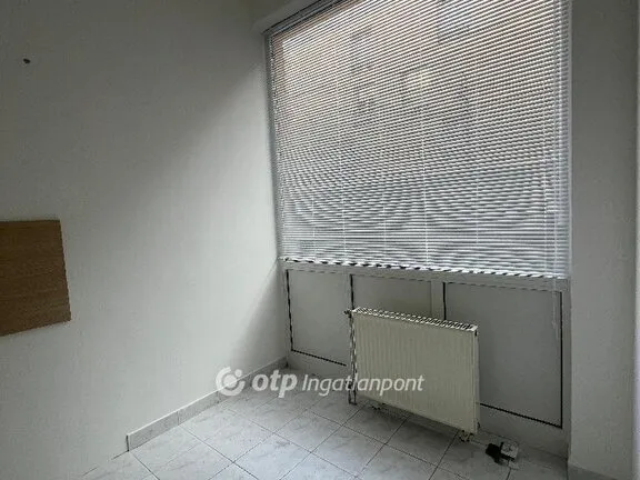Kiadó kereskedelmi és ipari ingatlan Budapest VII. kerület 59 nm