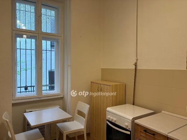 Eladó lakás Budapest II. kerület, Országút 38 nm