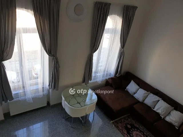 Eladó lakás Budapest XIII. kerület, Lőportárdűlő 105 nm