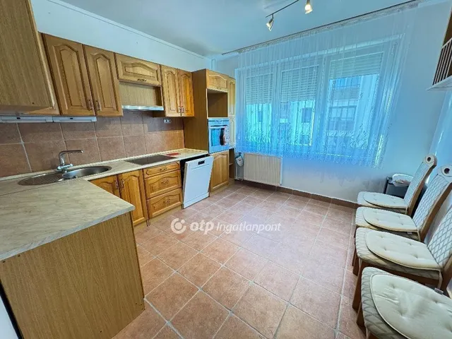 Eladó lakás Budapest IV. kerület, Káposztásmegyer 73 nm
