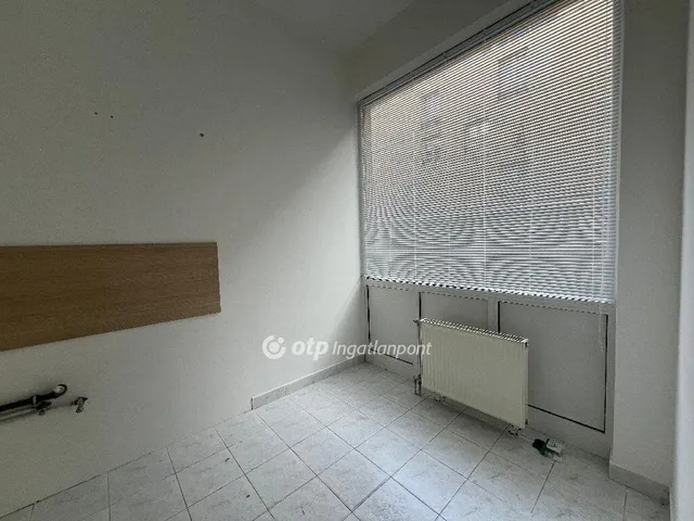 Eladó kereskedelmi és ipari ingatlan Budapest VII. kerület 59 nm