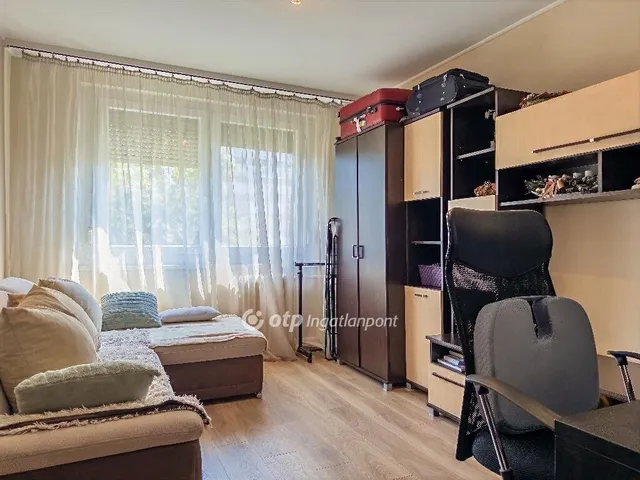 Eladó lakás Budapest III. kerület 69 nm