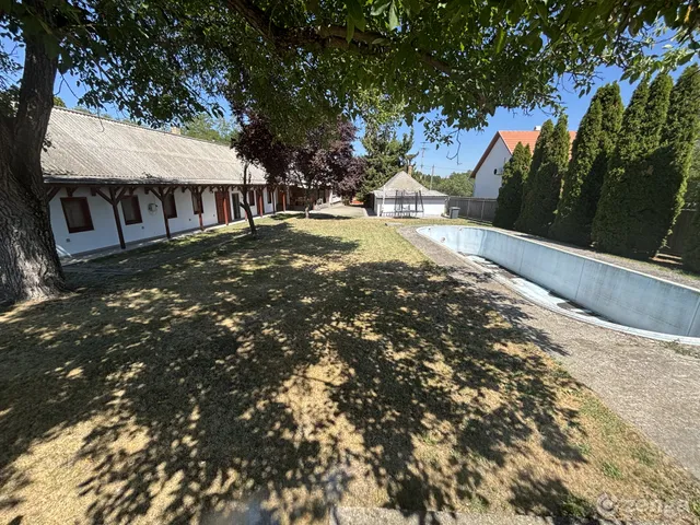 Eladó mezőgazdasági ingatlan Sülysáp 350 nm