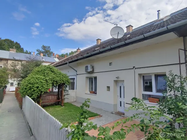 Eladó lakás Budapest X. kerület, Óhegy 36 nm