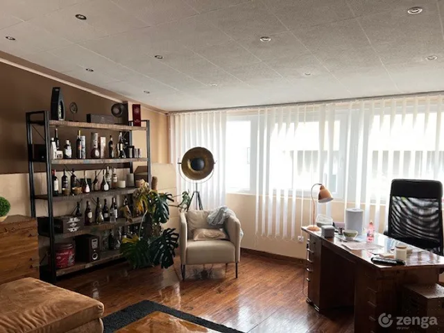 Eladó kereskedelmi és ipari ingatlan Nagytarcsa 154 nm