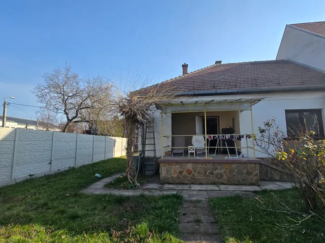 Eladó ház Budapest XVI. kerület, Rákosszentmihály 64 nm