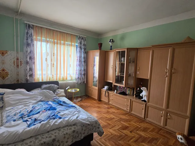 Eladó ház Budapest XVI. kerület, Rákosszentmihály 396 nm