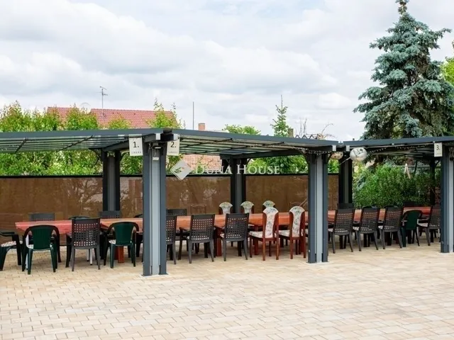 Eladó ház Szeged 341 nm