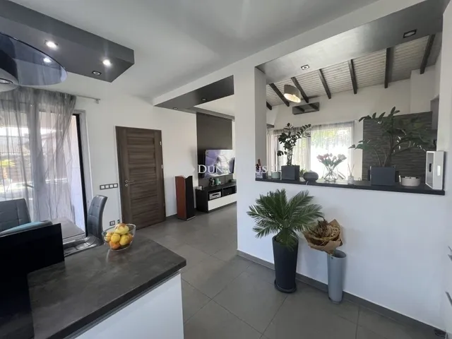 Eladó ház Szeged 240 nm