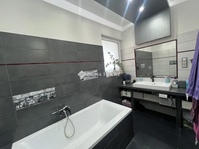 Eladó ház Szeged 240 nm