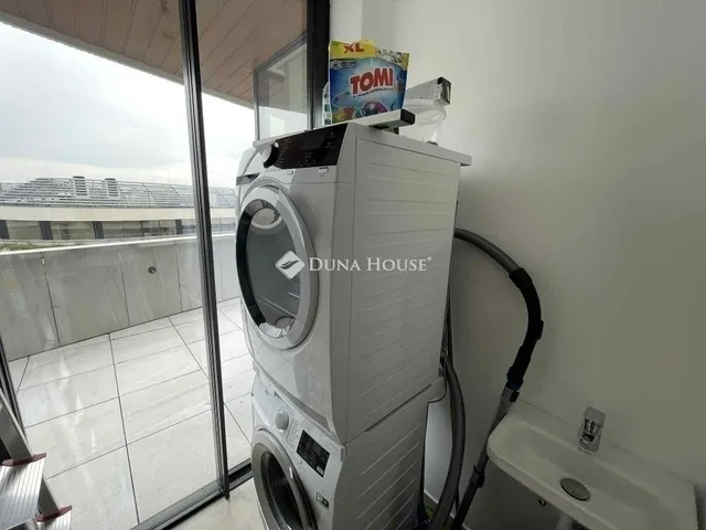 Eladó lakás Szeged 195 nm