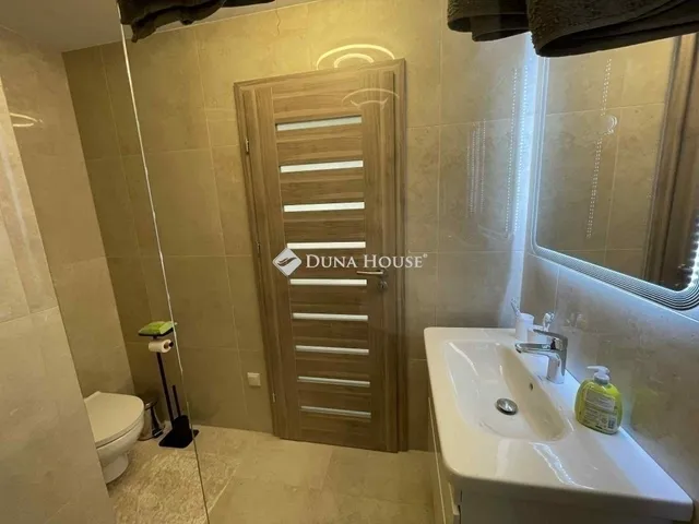 Eladó lakás Szeged 195 nm