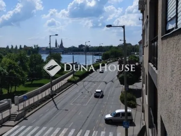 Eladó lakás Szeged 106 nm