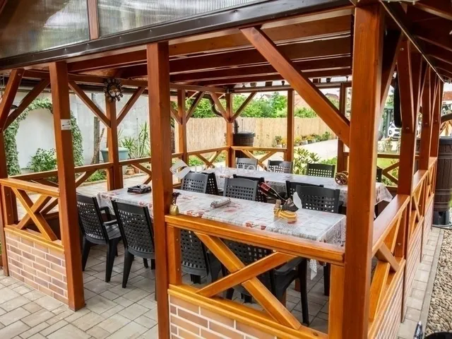 Eladó ház Szeged 341 nm