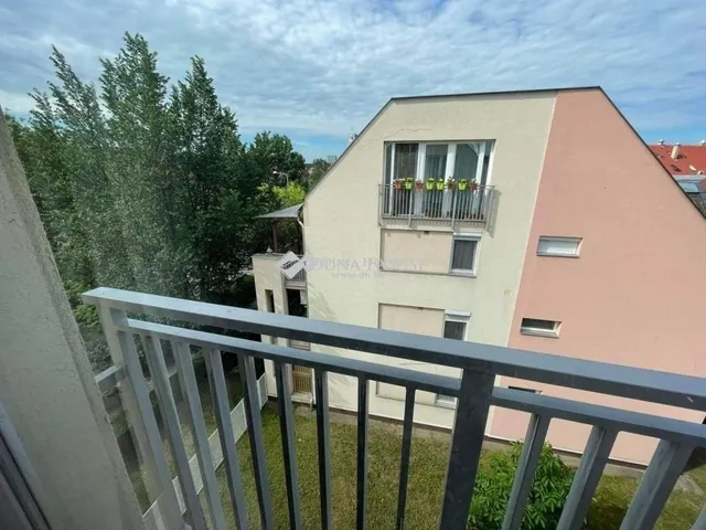 Eladó lakás Szeged 83 nm