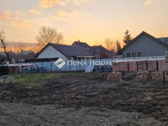 Eladó telek Szeged 833 nm