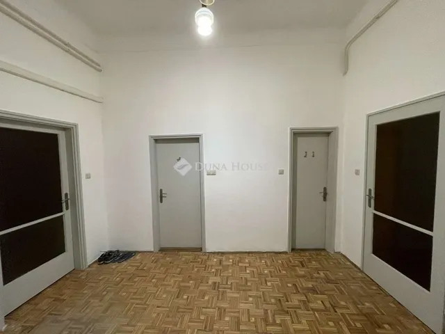 Eladó ház Szeged 213 nm