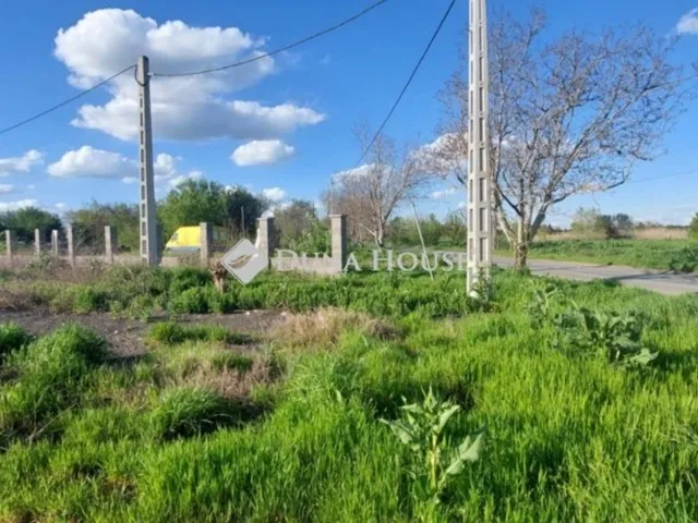 Eladó telek Szeged 917 nm