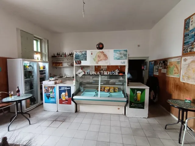 Eladó kereskedelmi és ipari ingatlan Szeged 190 nm