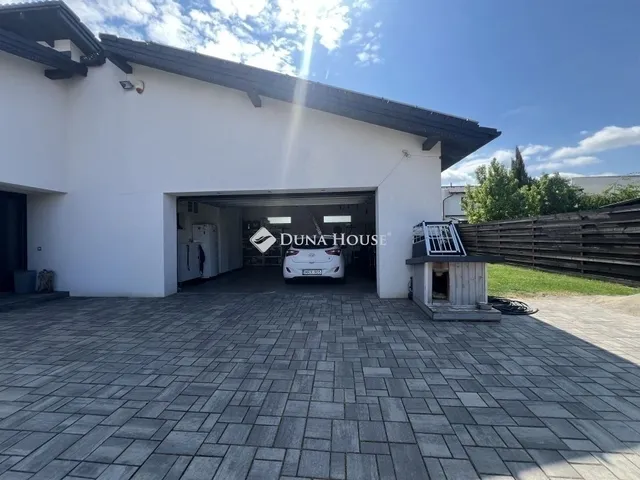 Eladó ház Szeged 240 nm