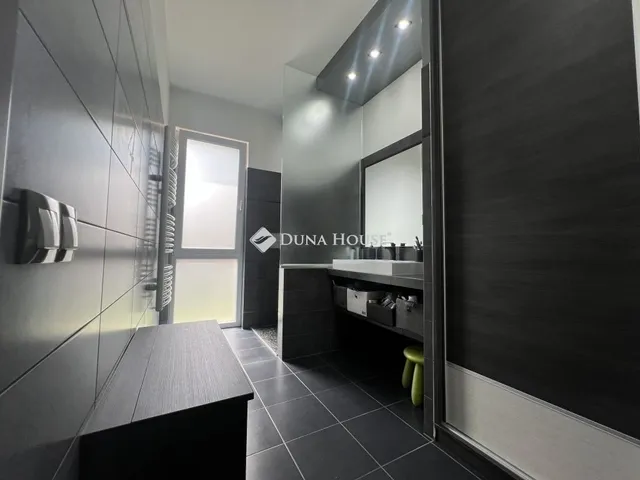 Eladó ház Szeged 240 nm