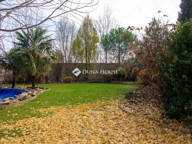 Eladó ház Szeged 550 nm